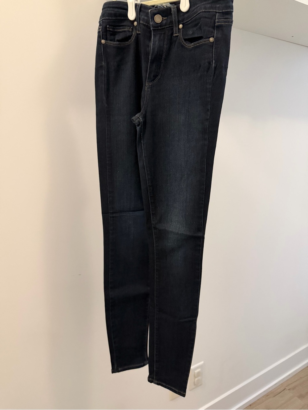 PAIGE Women’s Slim Dark Blue Stretch Skinny Jeans